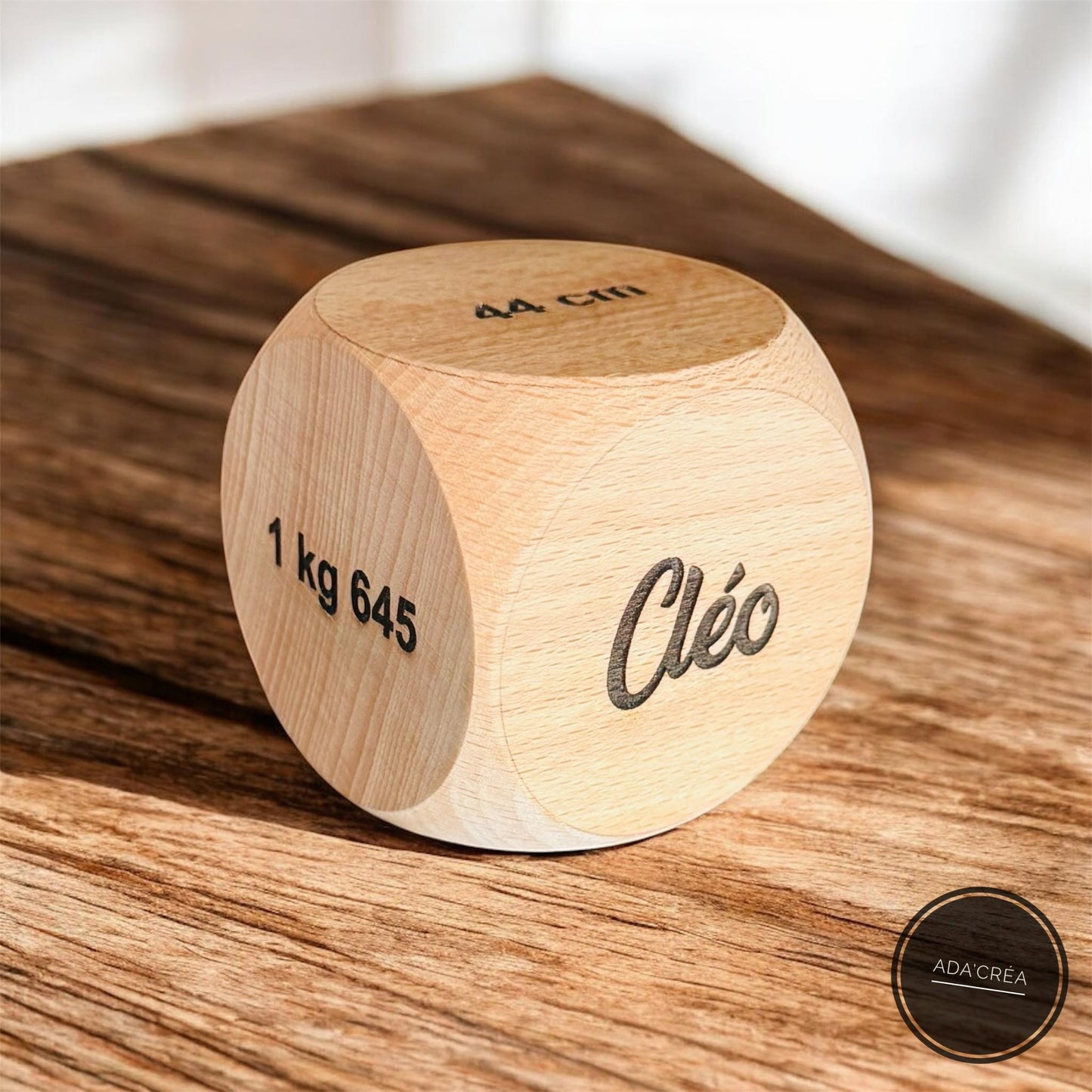 Dé en bois personnalisé